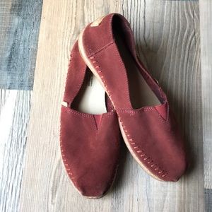 Toms | suede slip ons | size 9